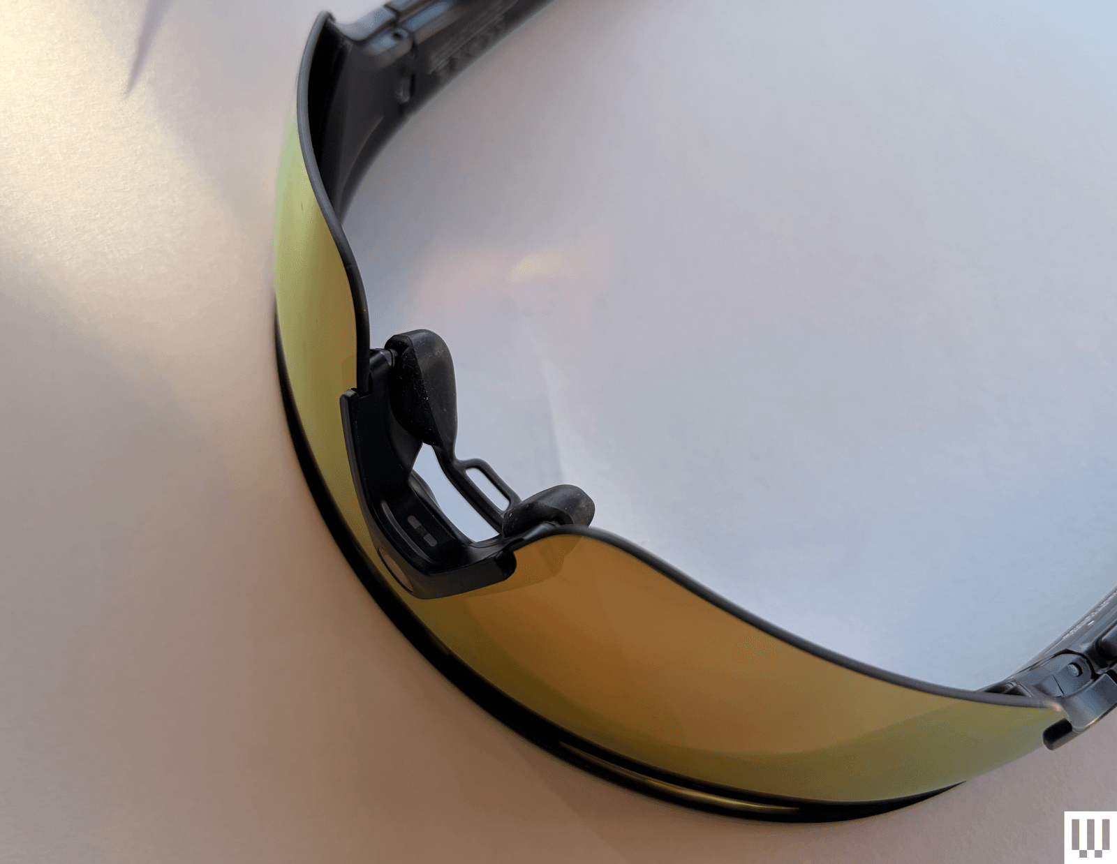Oakley Meta Vanguard Smart Glasses Combine Style and Functionality
